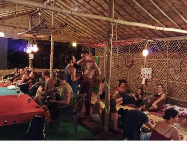 Hippie Hostel Or Goamazing Hostel Anjuna Buitenkant foto